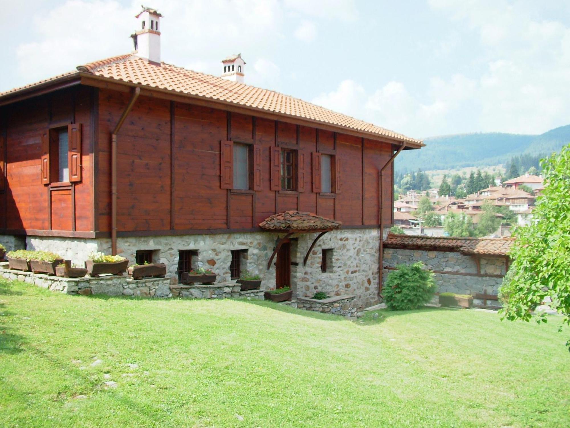 Hadji Neikovi Guest Houses Копривштица Экстерьер фото